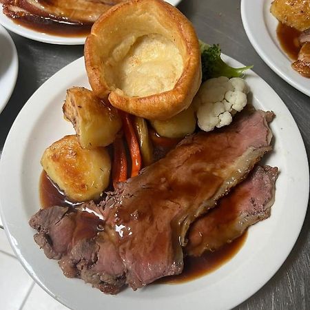 Lamb Inn Ringwood Bagian luar foto